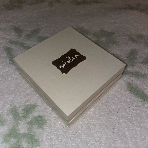 Isabella M. Sterling silver hoop and stud earring set - Picture 5 of 7